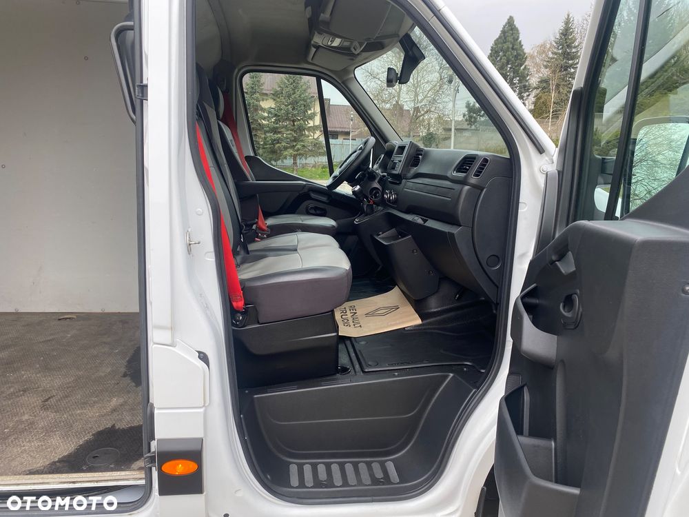 Renault Master - 32