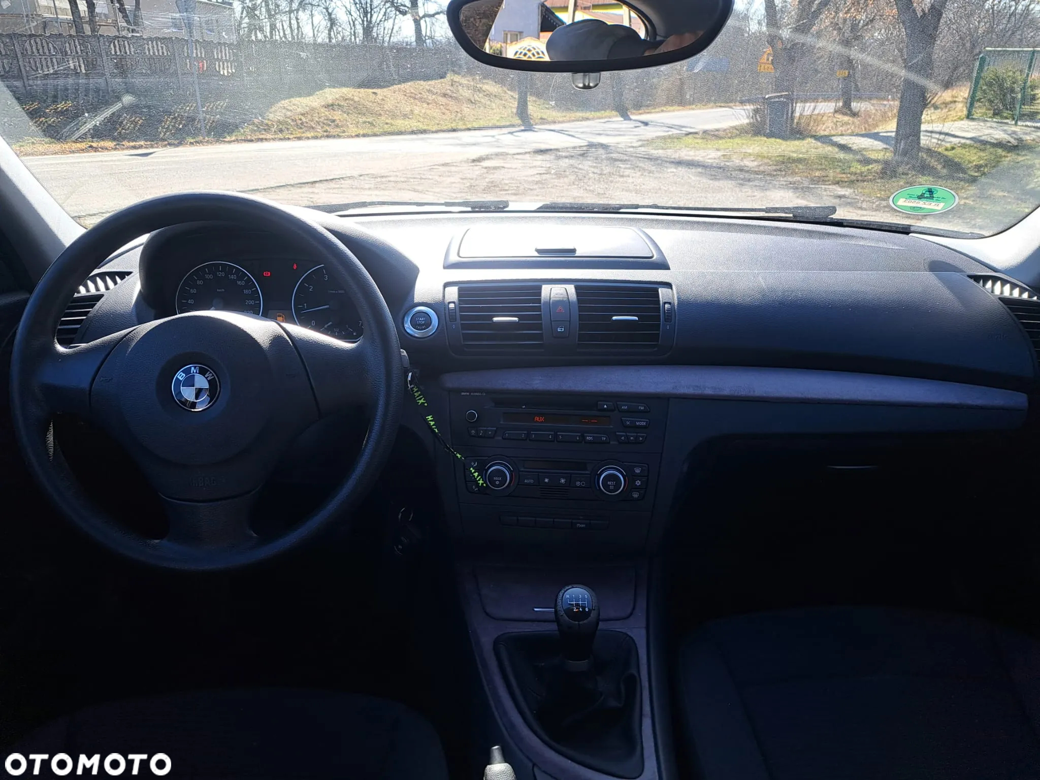 BMW Seria 1 116i - 11