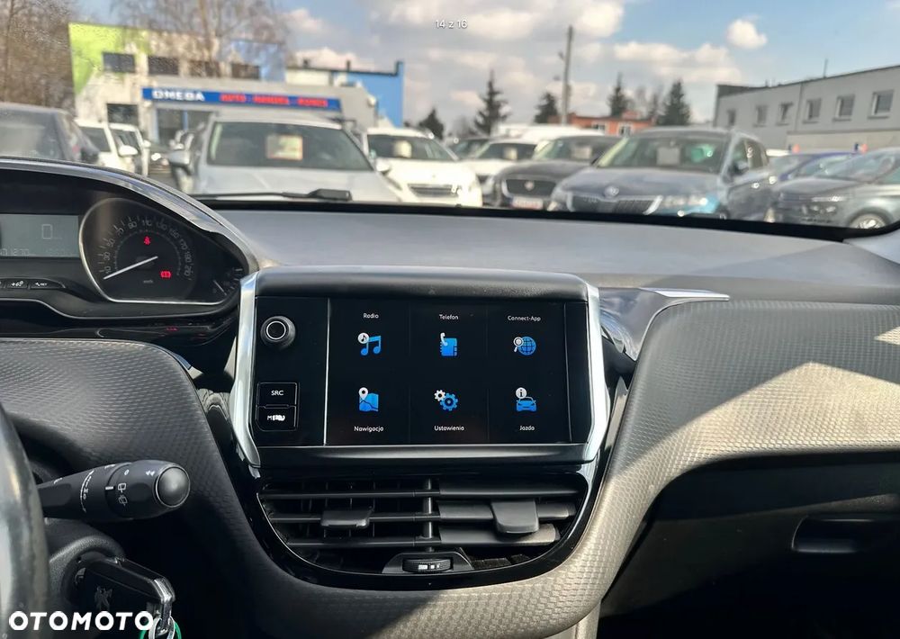 Peugeot 2008 1.2 Pure Tech Style - 14