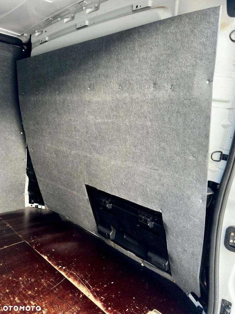 Renault Trafic - 36