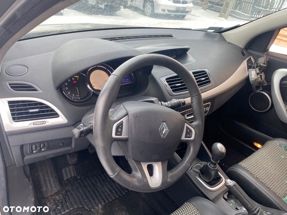 Renault Megane III 1,6 16V 08-16r deska konsola AIRBAGi - 1