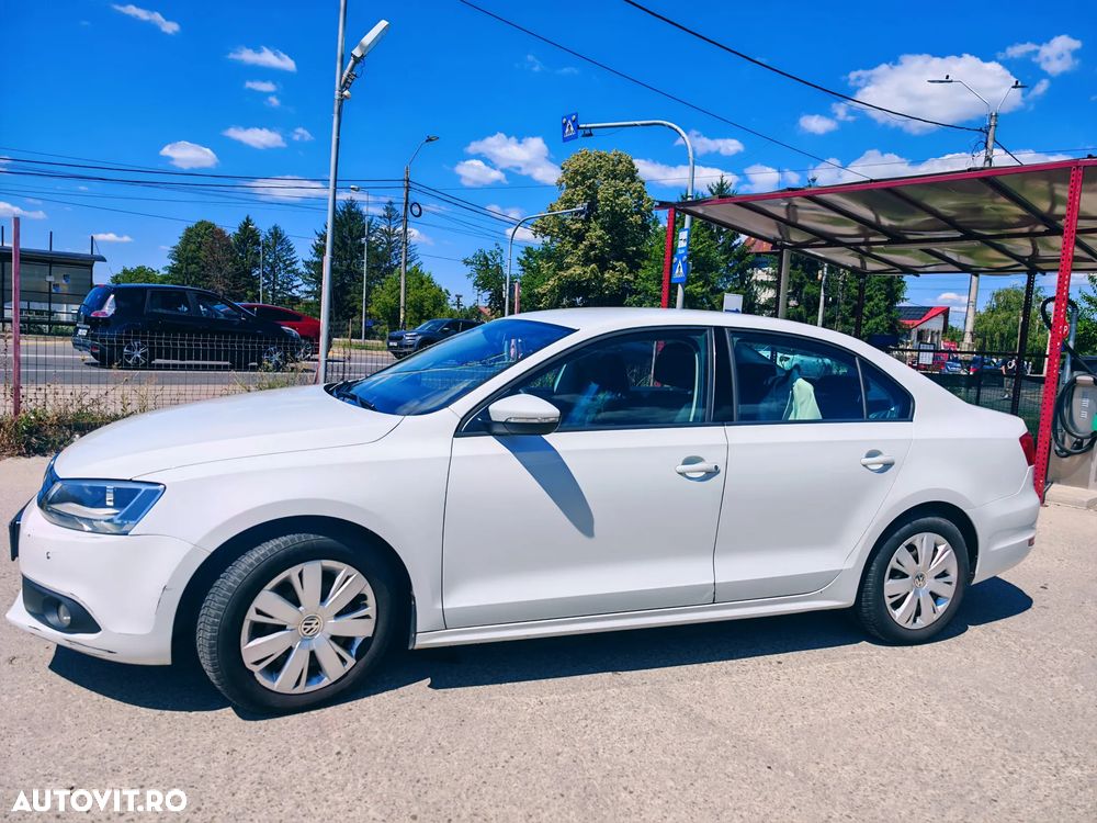 Volkswagen Jetta 1.6 TDI CR DPF Trendline - 1