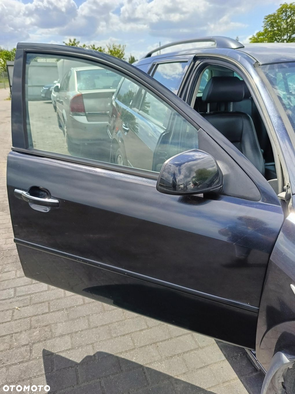 Ford Mondeo 3 III 00-07 DRZWI PRAWE PRZEDNIE PRZÓD kod lakieru G0 - 4