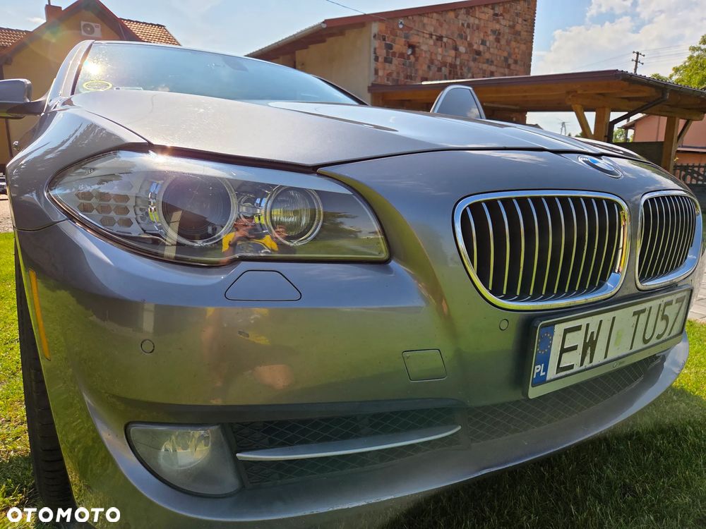 BMW Seria 5 528i Luxury Line - 20