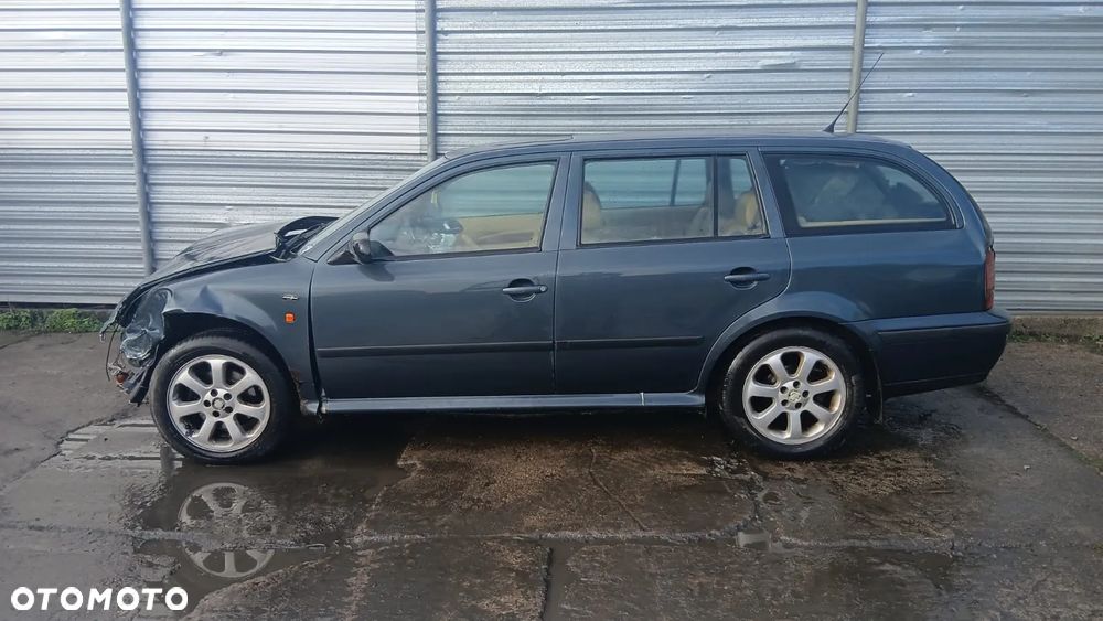 Tylko Części SKODA OCTAVIA I 1U 1.9 TDI AHF 110KM 81kW 96r-00r KOMBI lakier 9900 - 4