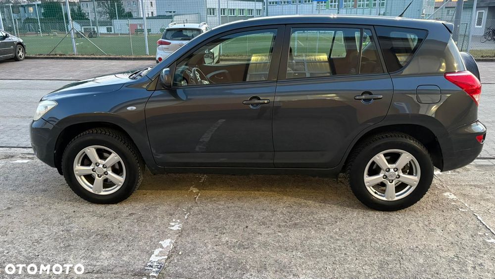 Toyota RAV4 2.0 4x4 - 4