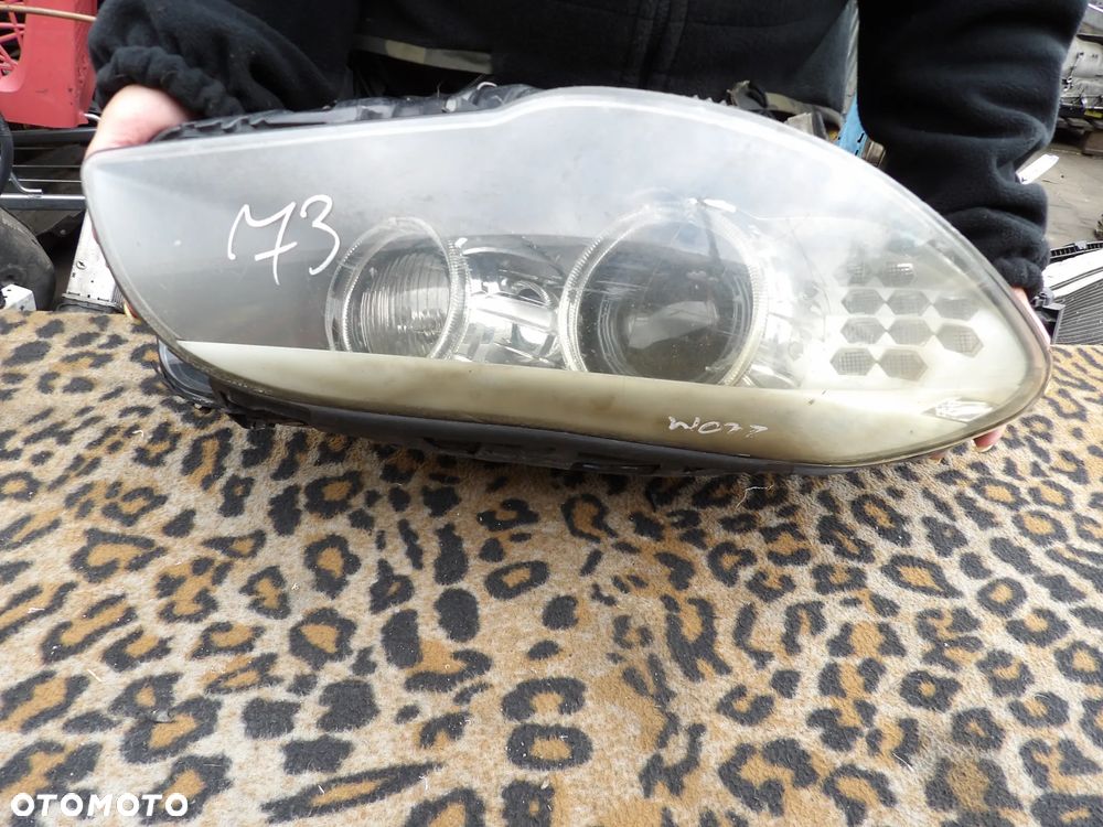 BMW - F10 - PRZED LIFT - XENON - SKRĘTNA - WYSZCZERBIONE SZKŁO - KLEJONA - UK - 7203254 - 1