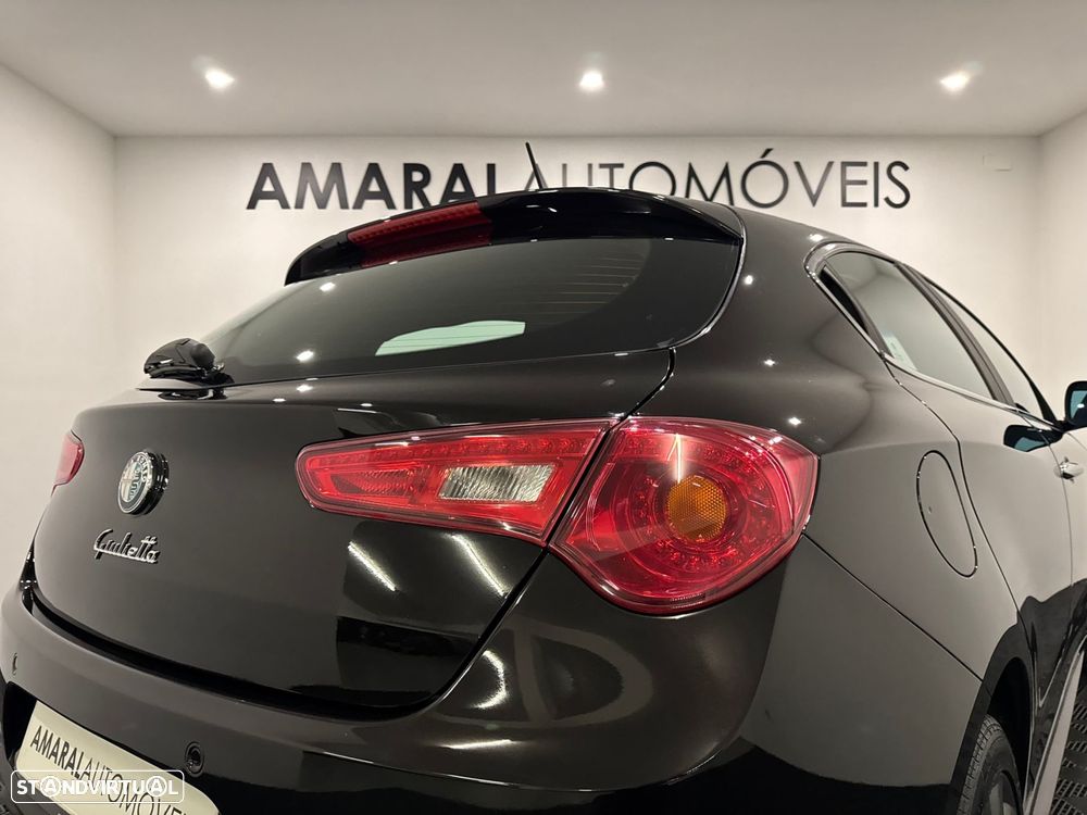 Alfa Romeo Giulietta 1.6 JTDm Distinctive - 23