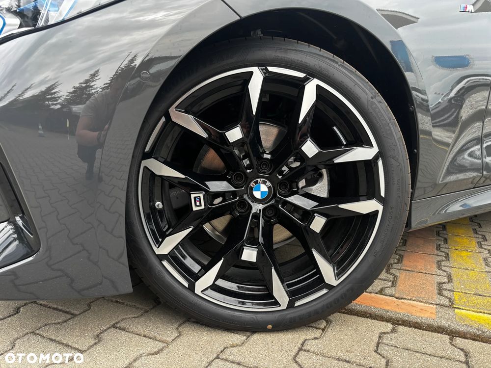 BMW Seria 3 320d mHEV M Sport - 6