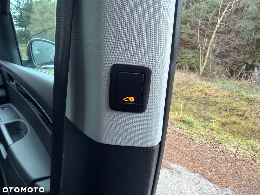 Volkswagen Sharan 2.0 TDI DSG (BlueMotion Technology) Highline - 22