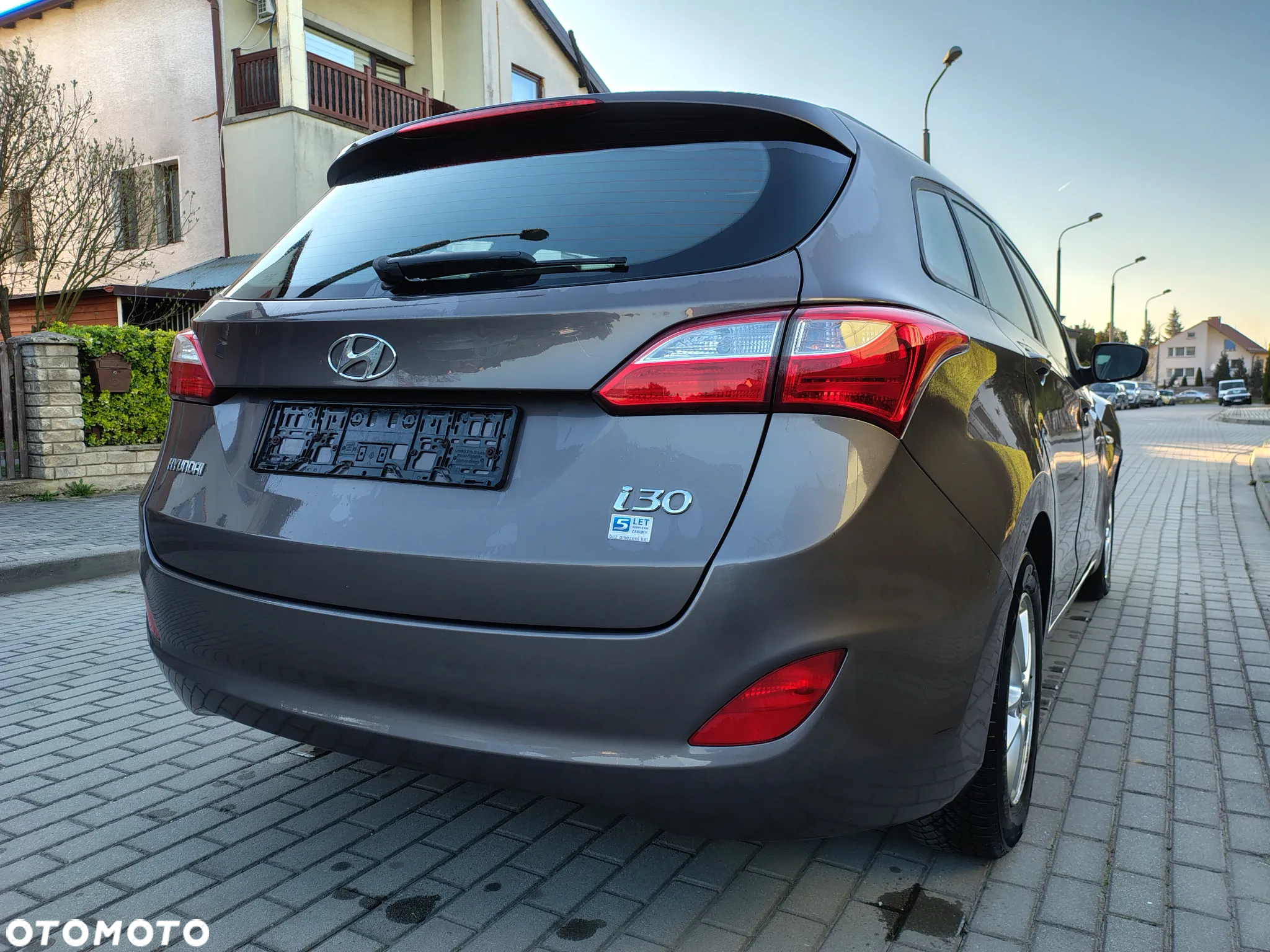 Hyundai i30 1.6 Premium - 10
