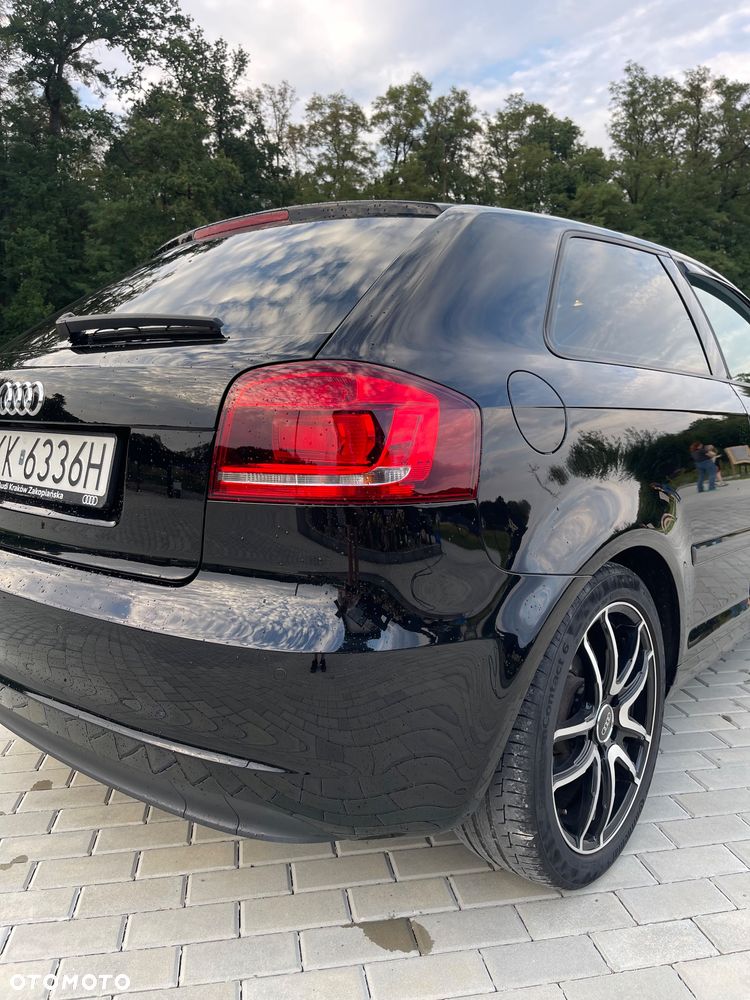 Audi A3 3-drzwiowe 1.6 TDI Ambiente - 12