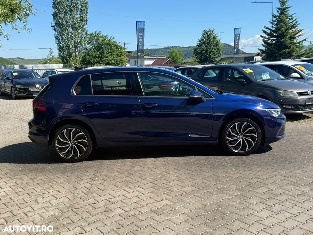 VOLKSWAGEN Golf 2021 — imagine 5