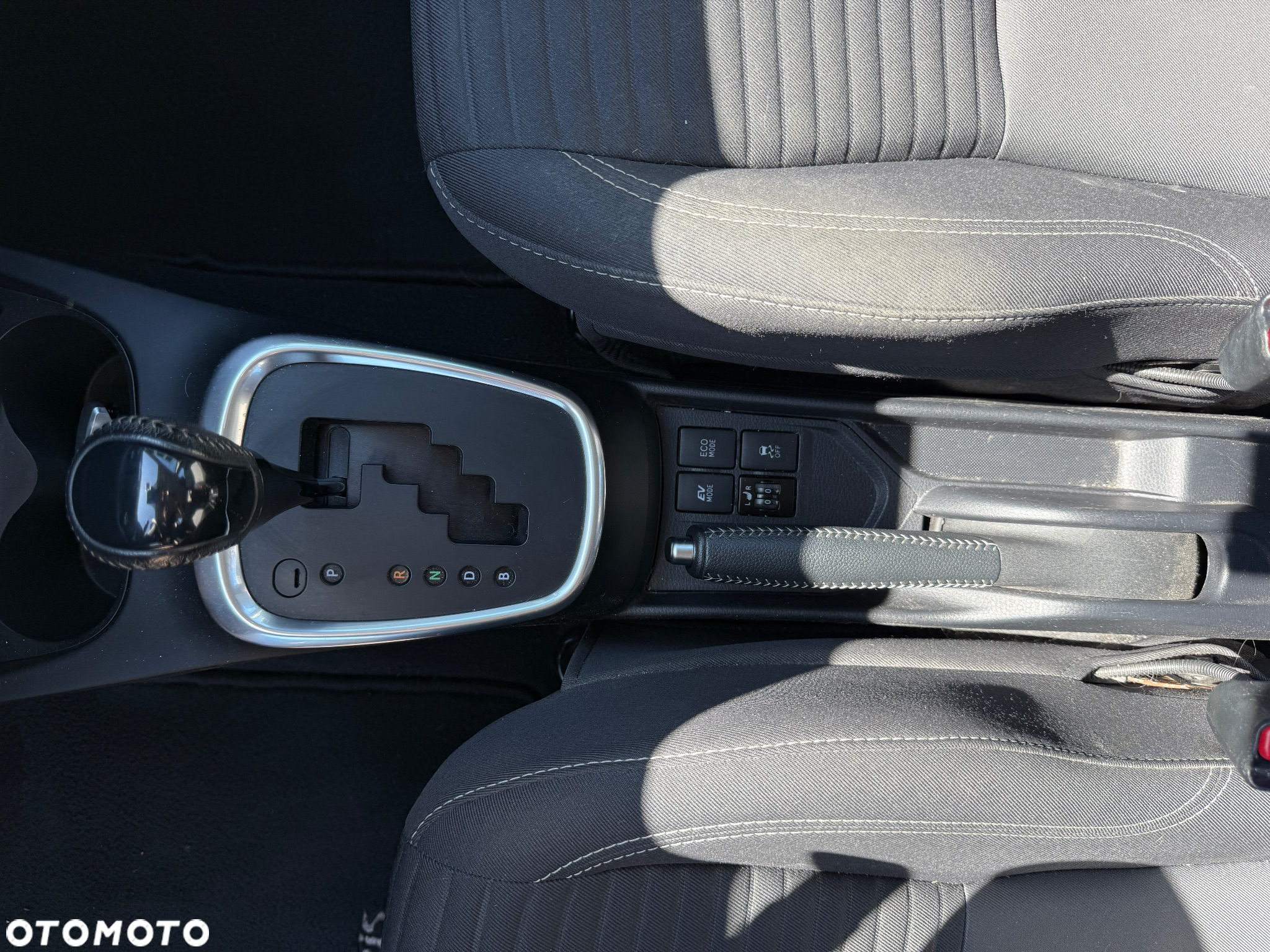 Toyota Yaris - 14