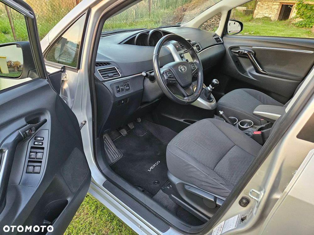 Toyota Verso 2.0 D-4D Premium 7os - 13
