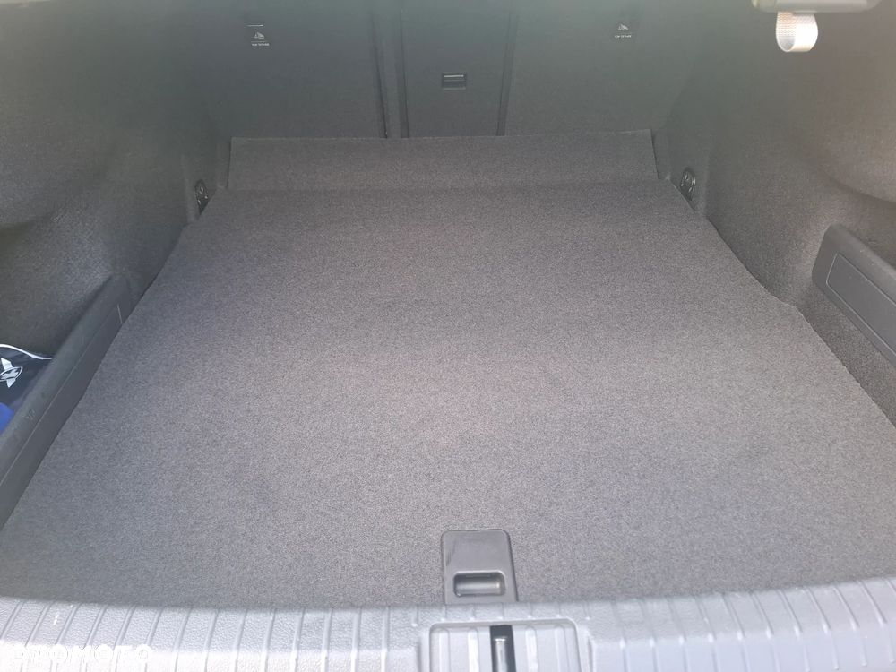 Volkswagen Passat 2.0 TDI BMT Comfortline - 12