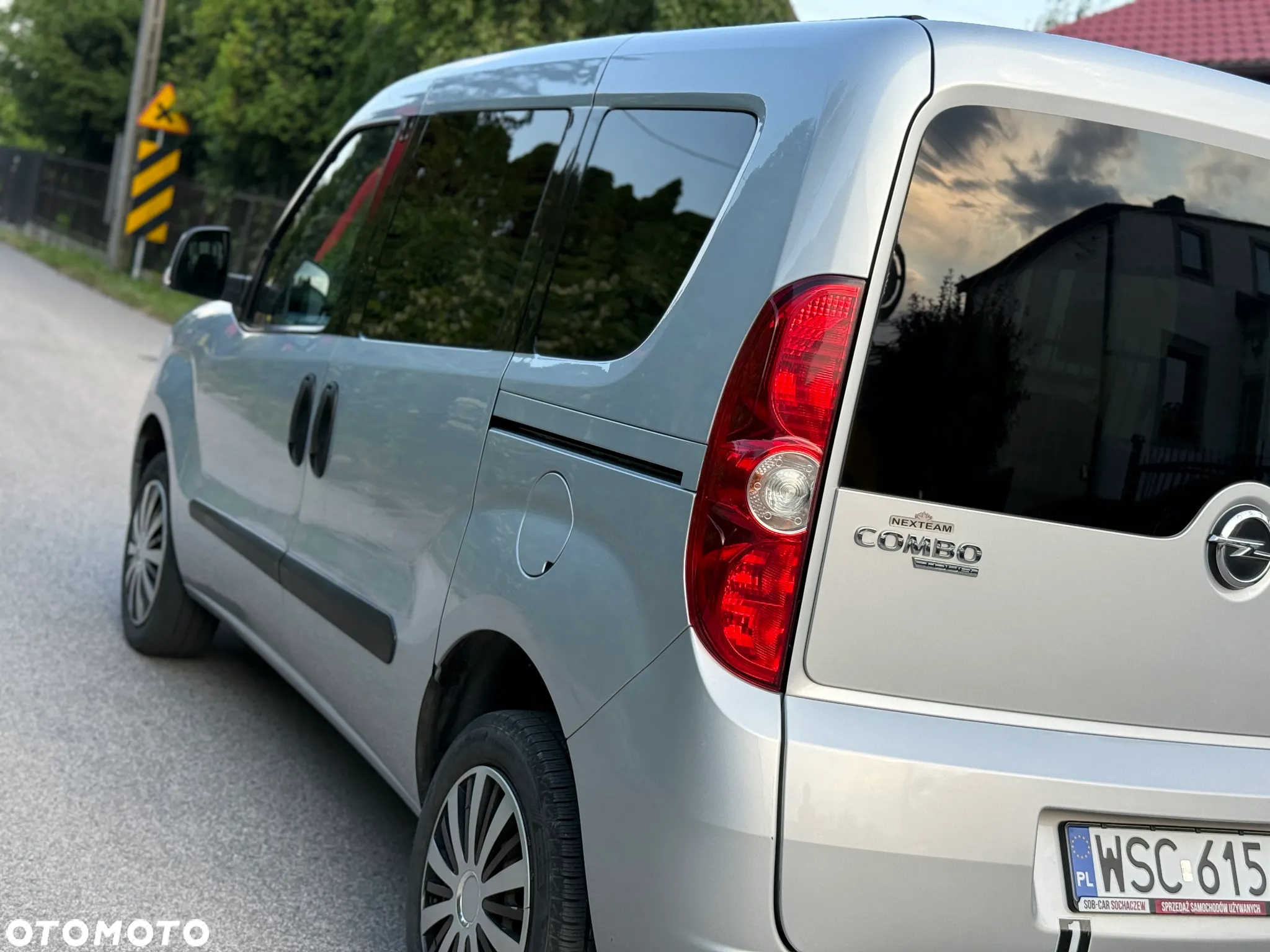 Opel Combo Tour 1.4 Enjoy - 36