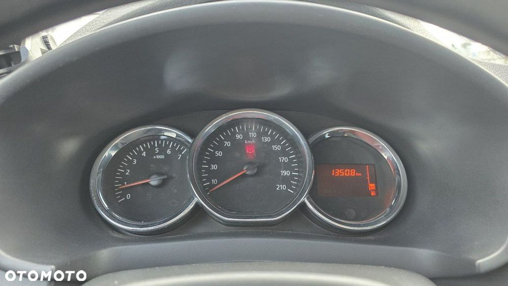 Dacia Sandero - 11
