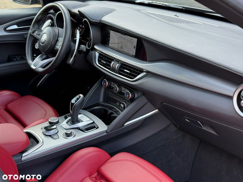 Alfa Romeo Stelvio 2.0 Turbo 16V AT8-Q4 Super - 7