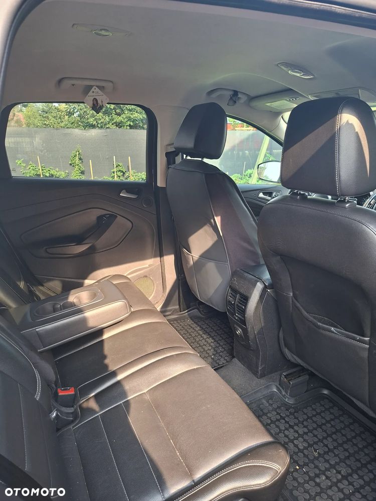Ford Escape 2.0 EcoBoost AWD Titanium - 1