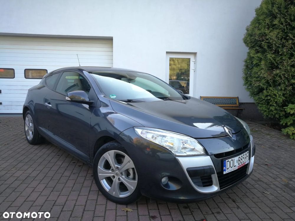 Renault Megane 1.6 16V Luxe Dynamique - 1