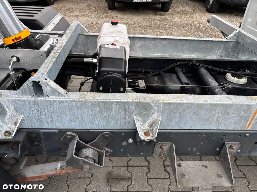 Iveco 35C13 - 5