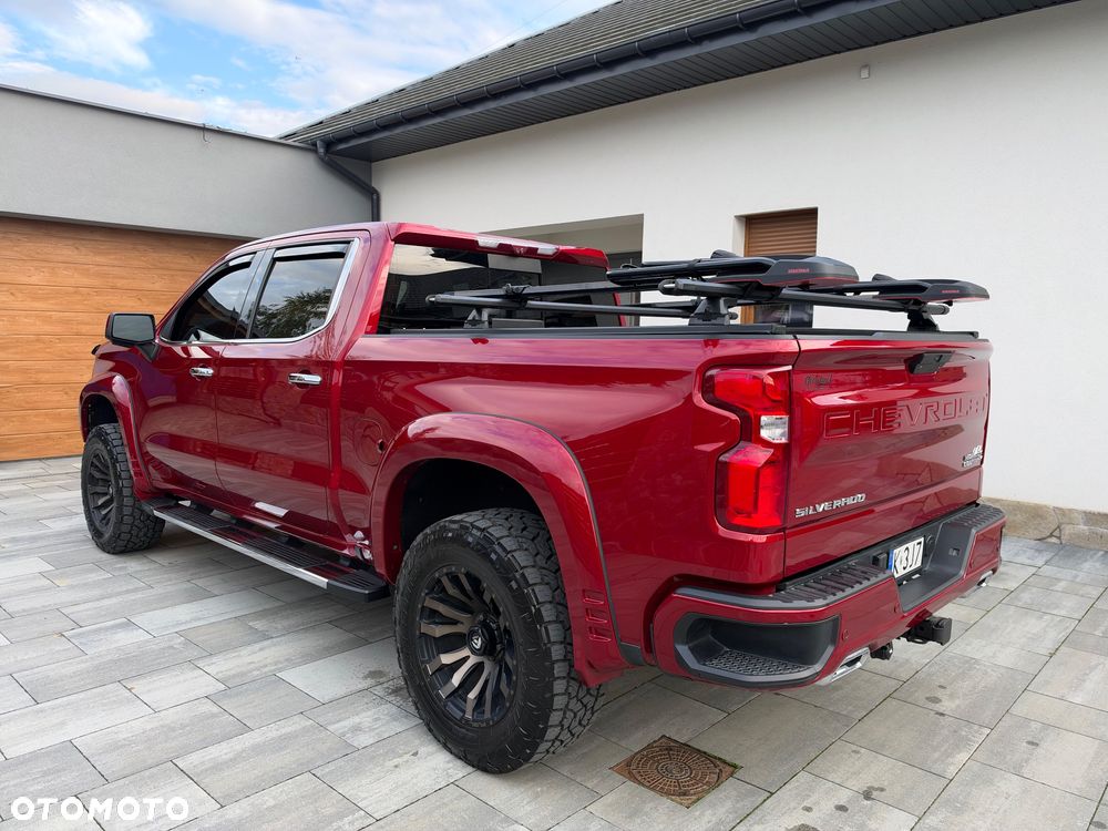 Chevrolet Silverado - 6
