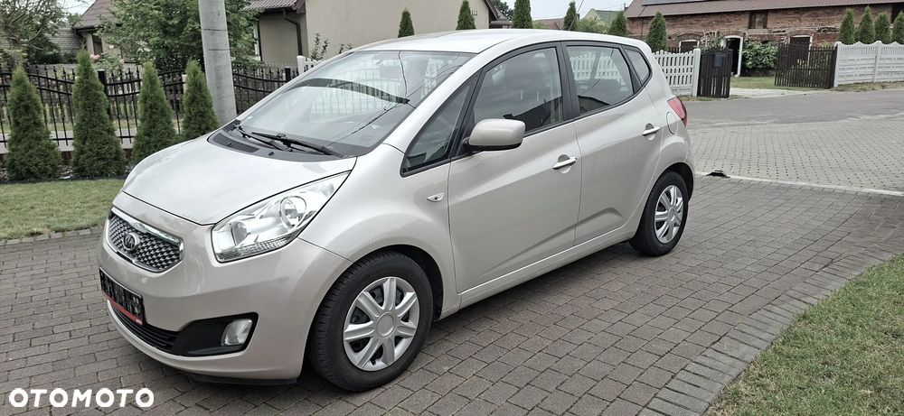 Kia Venga 1.4 CRDi 90 Attract - 14