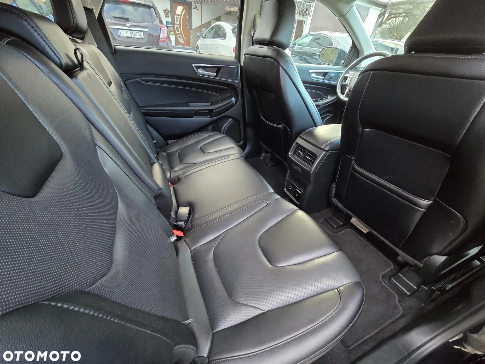 Ford Edge - 18
