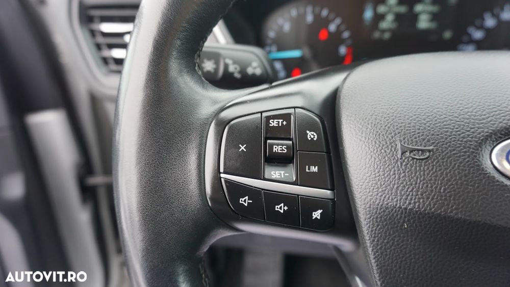 Ford Kuga 1.5 EcoBlue Aut. TITANIUM - 23