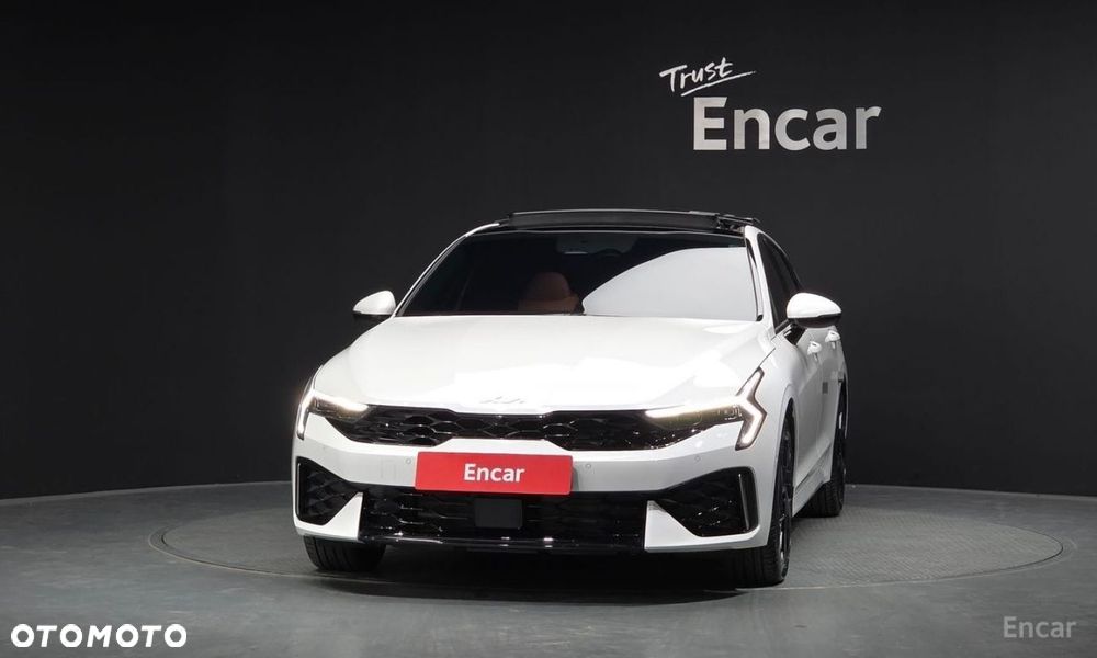 Kia K5 - 7