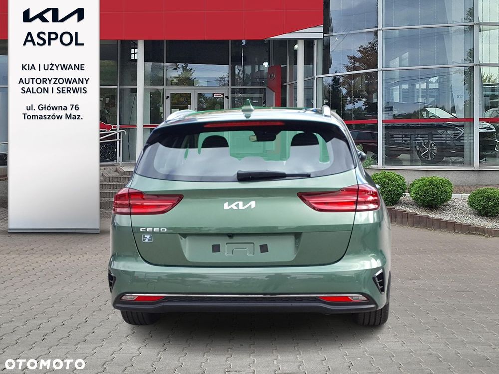 Kia Ceed 1.5 T-GDI M - 4