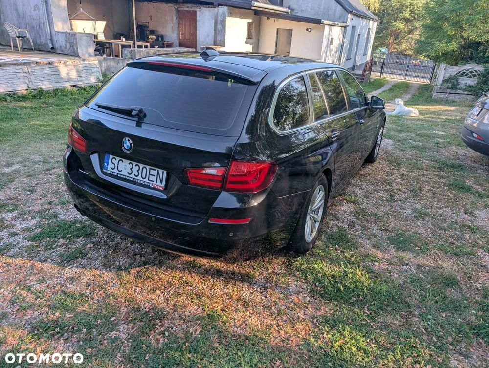 BMW Seria 5 525d xDrive - 5