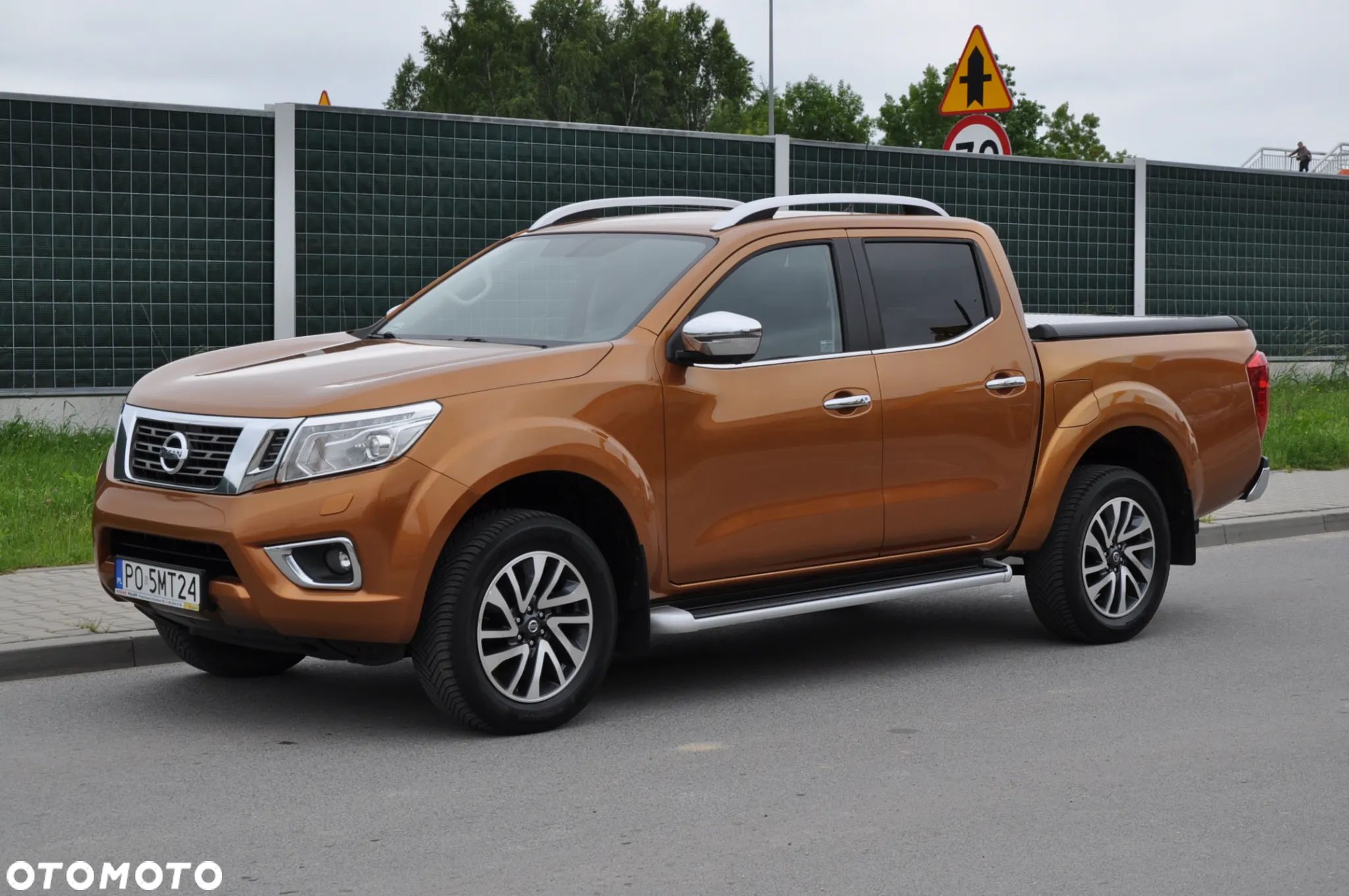 Nissan Navara - 1