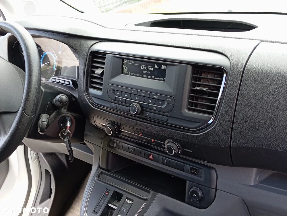 Opel Vivaro - 18