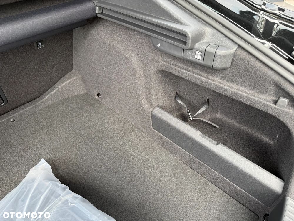 Skoda Superb 2.0 TSI 4x4 L&K DSG - 39