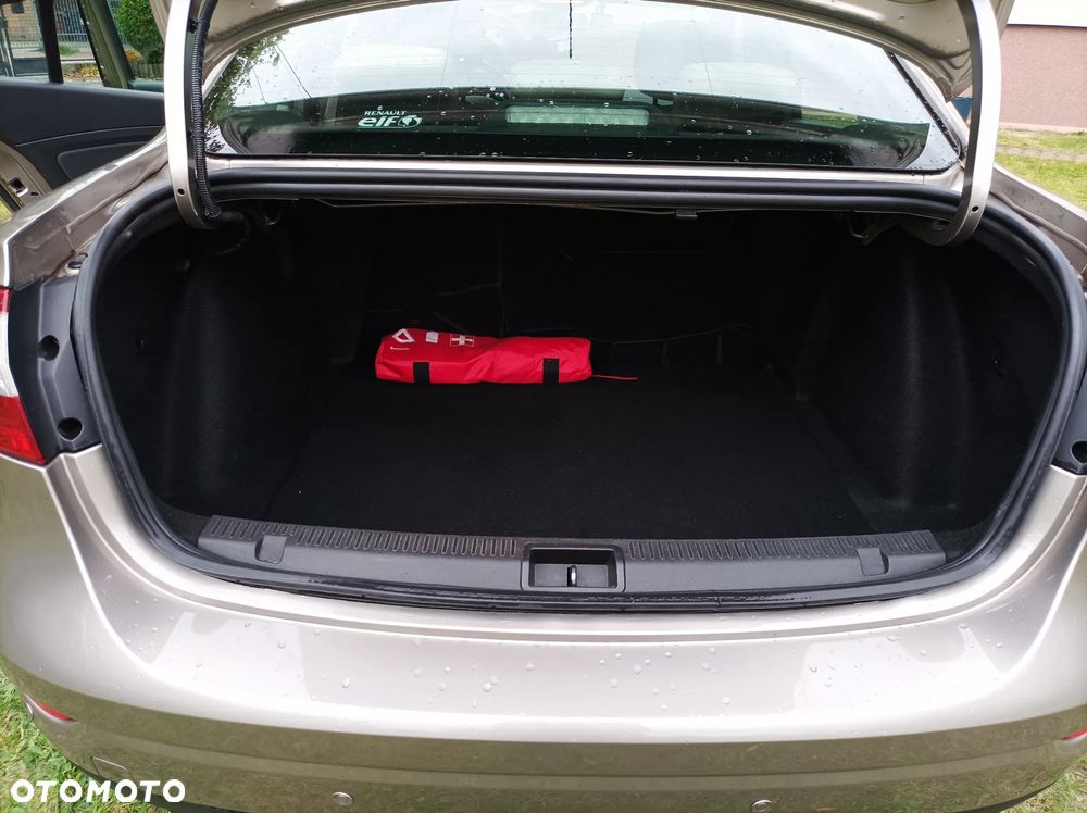 Renault Fluence - 13