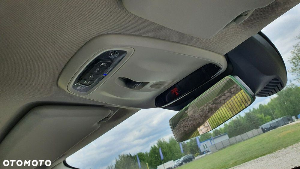 Volvo V40 D2 Drive-E Ocean Race - 22