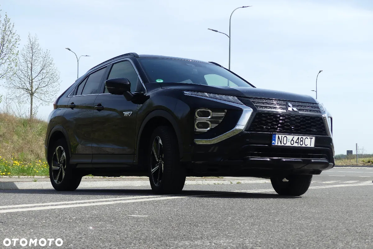 Mitsubishi Eclipse Cross Plug-In Hybrid 4WD Plus Select - 5
