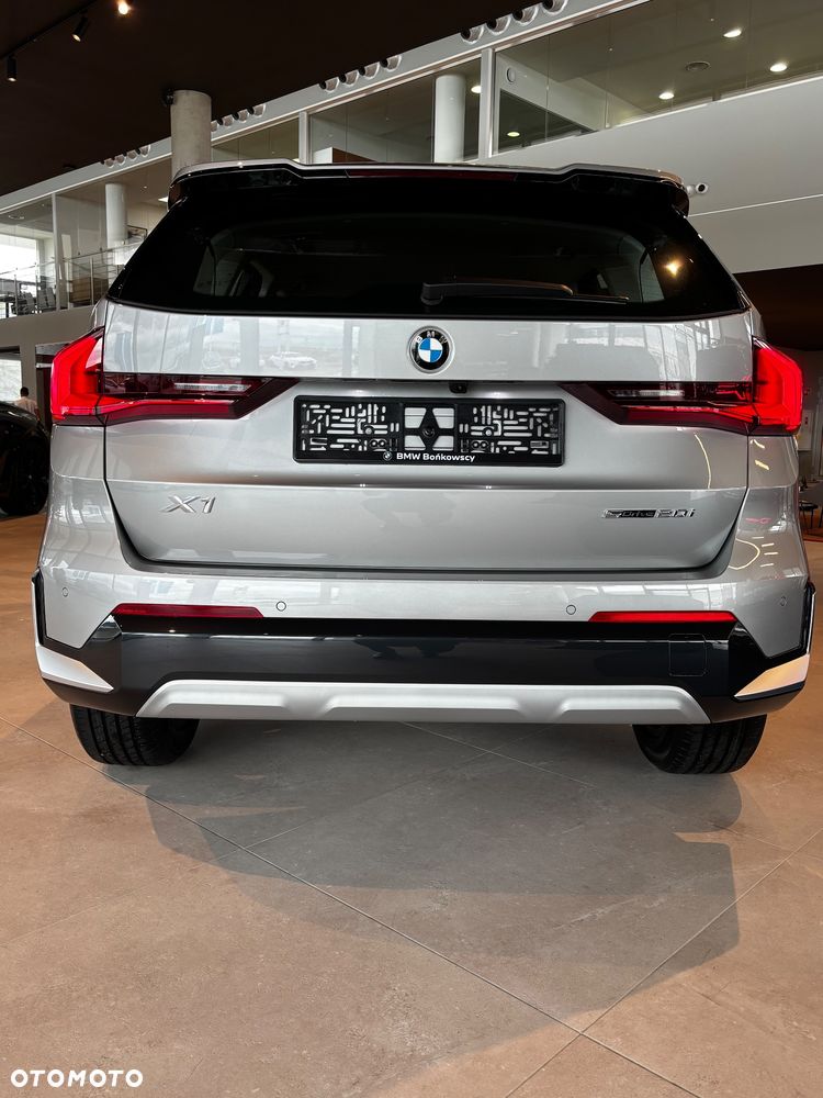 BMW X1 sDrive20i mHEV xLine sport - 7