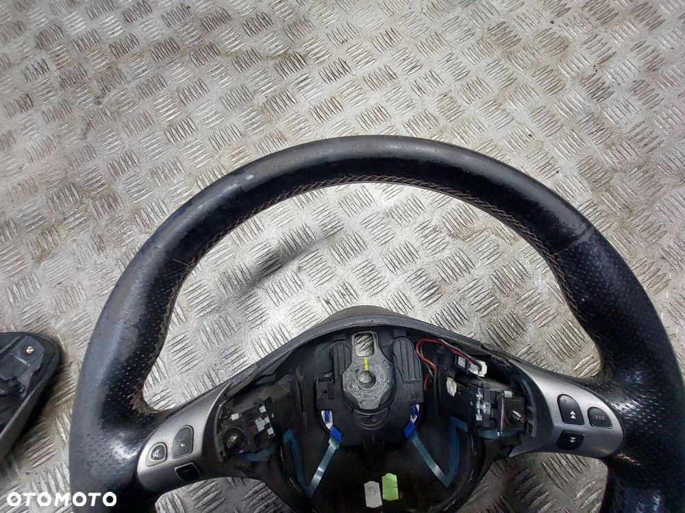KIEROWNICA + PODUSZKA ALFA ROMEO GT I 06015010 735289920 - 5