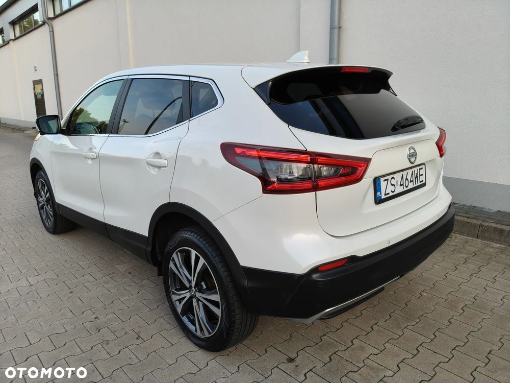 Nissan Qashqai 1.2 DIG-T N-Connecta EU6 - 6