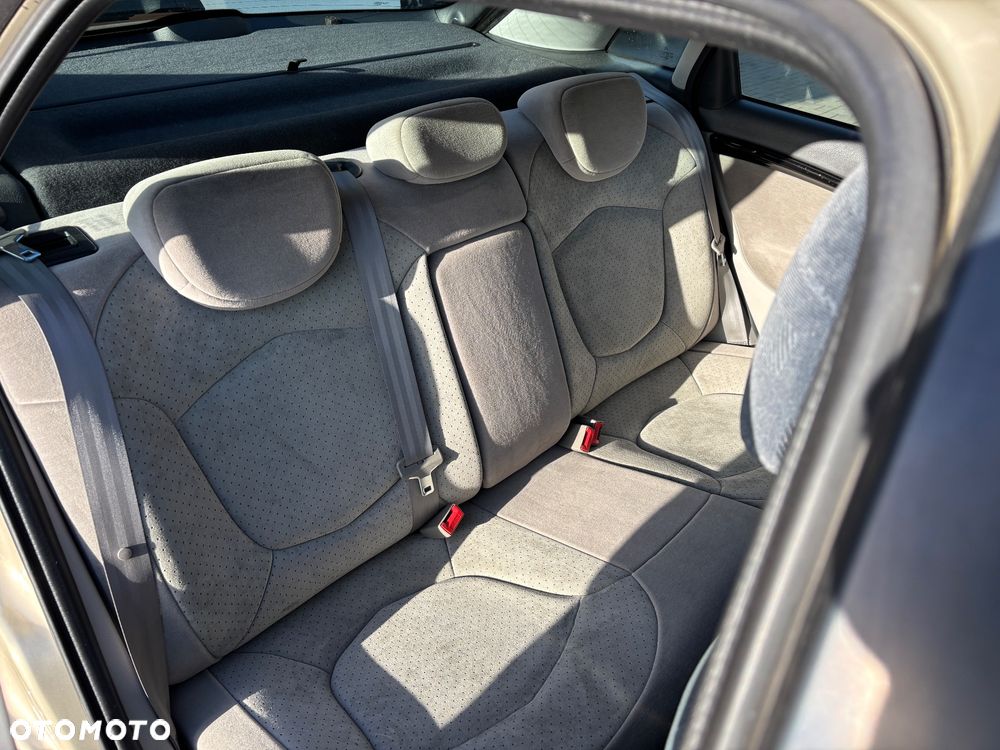 Citroën C5 2.0 HDi Exclusive - 21