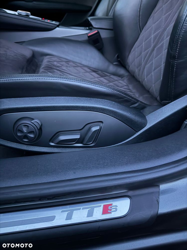 Audi TT S Roadster - 30