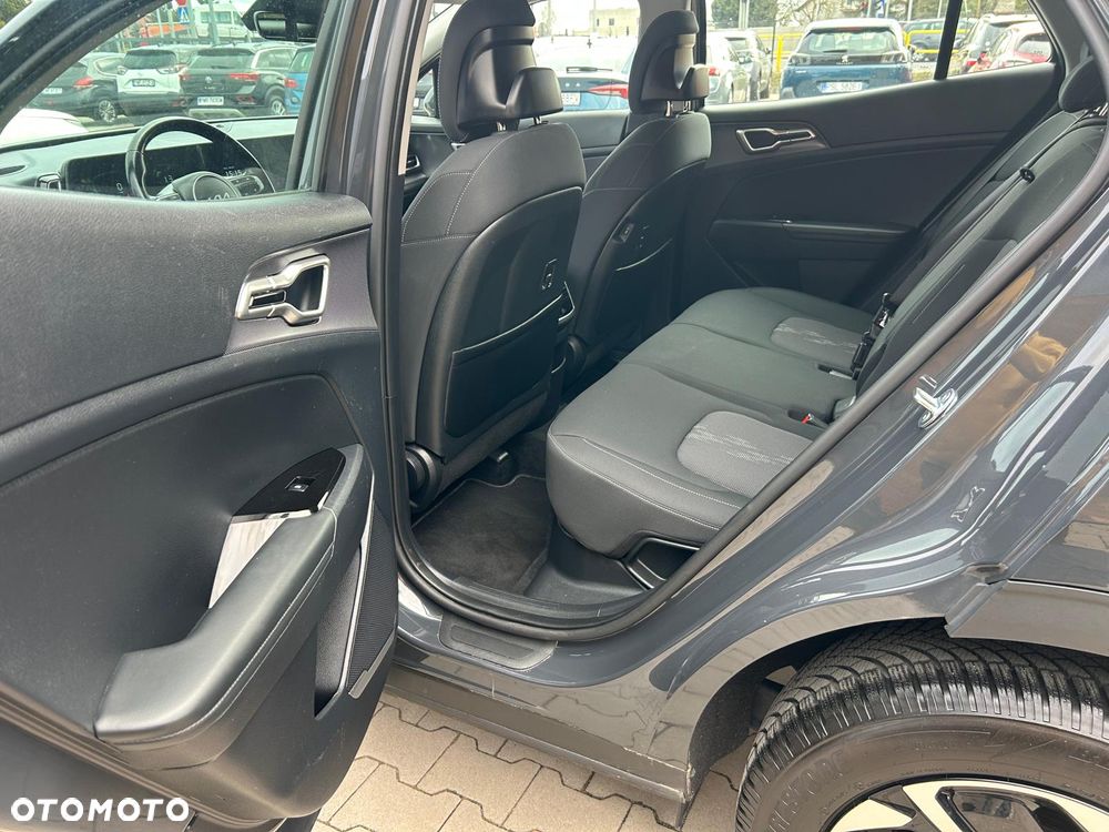 Kia Sportage ver-1-6-t--gdi-mhev-business-line-4wd-dct - 18