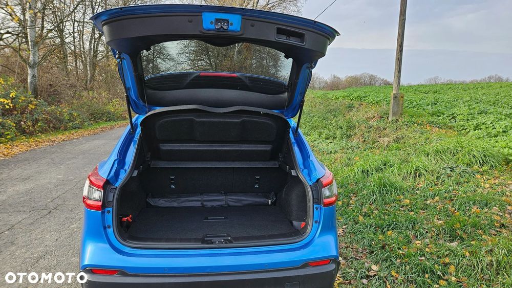 Nissan Qashqai 1.3 DIG-T N-CONNECTA - 8