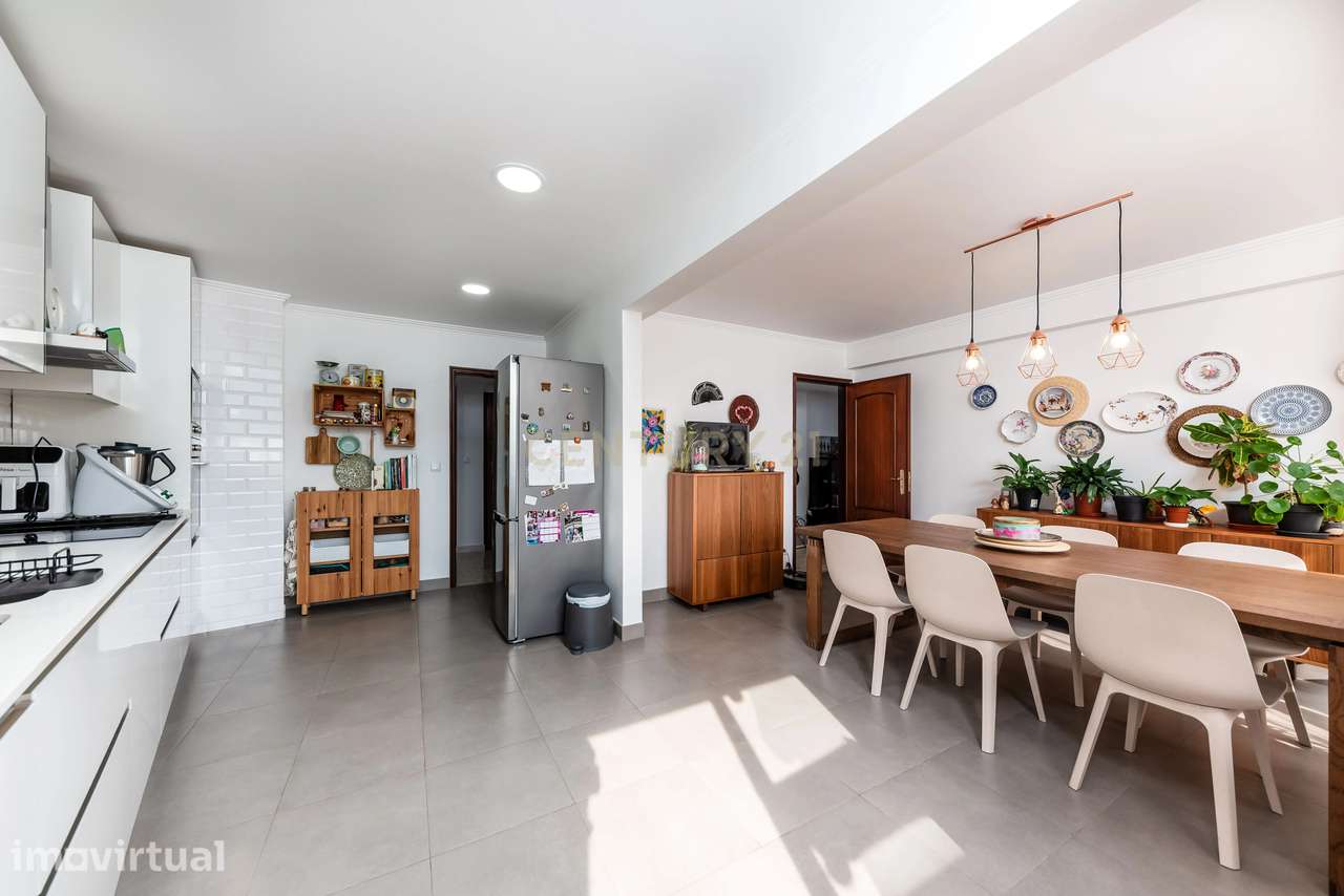 Apartamento T2 + 1 em Agualva-Cacém - Grande imagem: 3/33