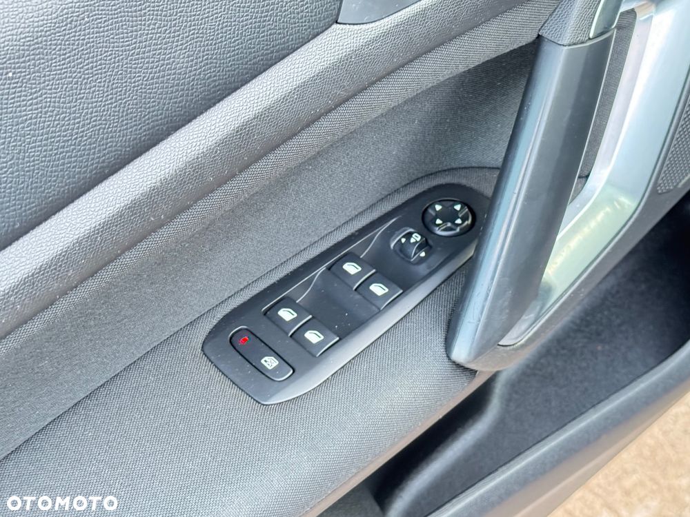 Peugeot 308 BlueHDi 150 Stop & Start Business-Line - 29