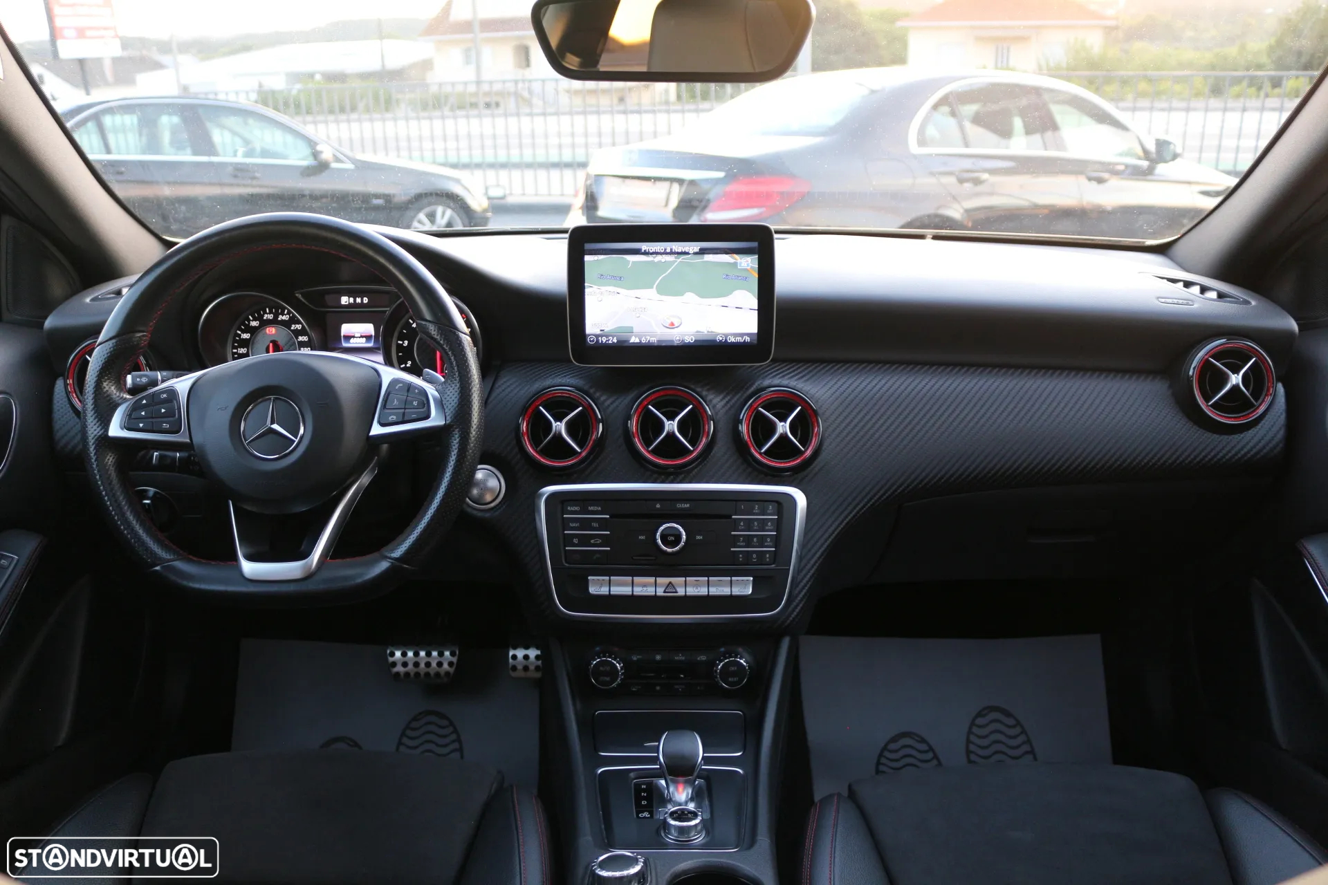 Mercedes-Benz A 45 AMG 4-Matic - 15
