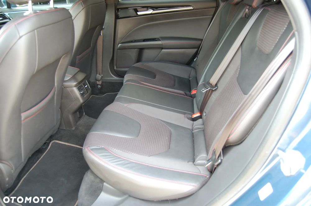 Ford Mondeo 2.0 EcoBlue ST-Line - 20